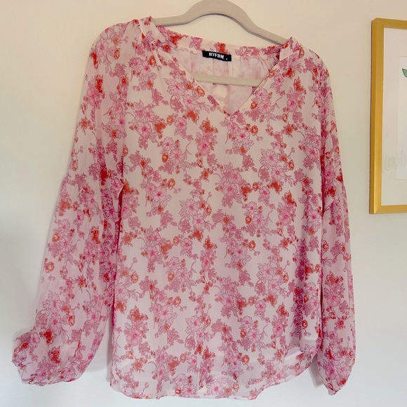 Brand new flowy women’s top - Picture 2 of 2